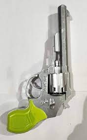 Tiny Gun